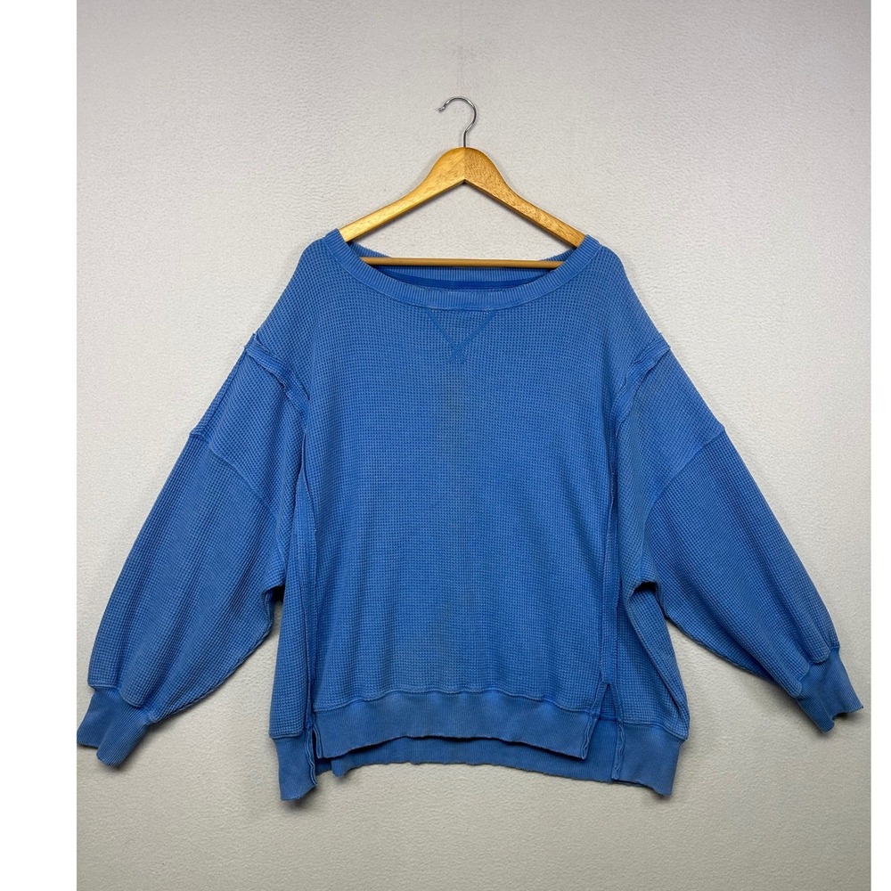 Oversized Gorpcore American Eagle Womens Medium Blue Waffle Knit Thermal Top